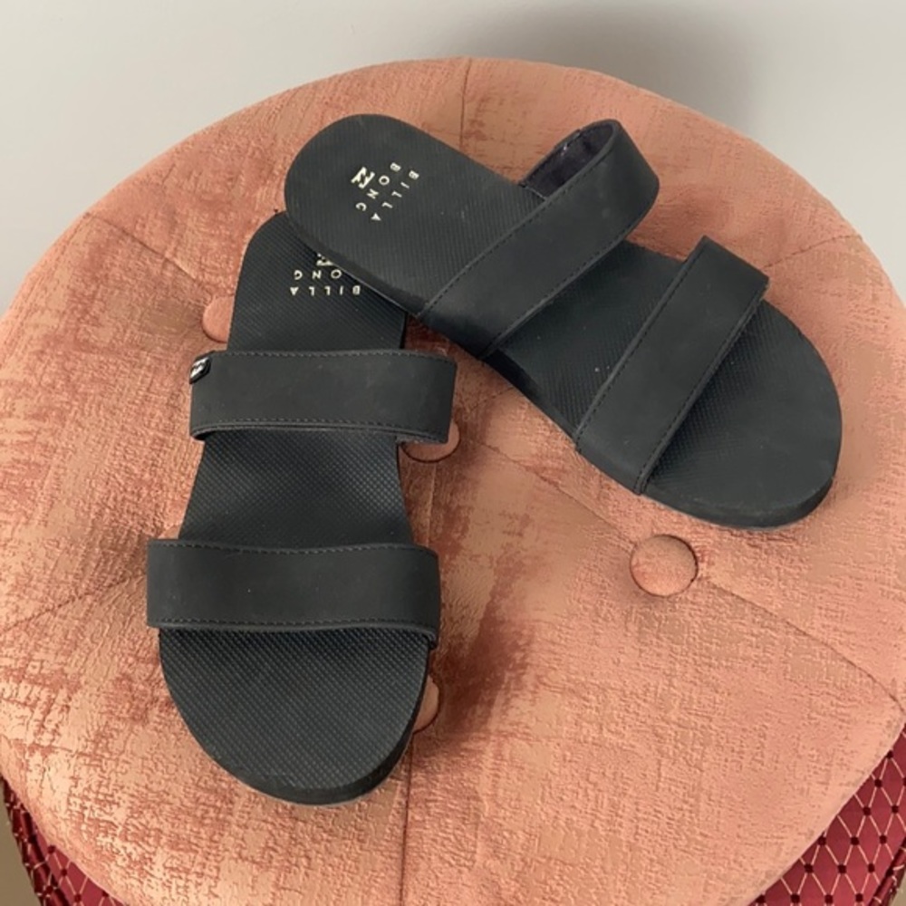 BILLABONG - BLACK SANDELS SIZE 7